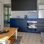 2 Bedroom Lovely In Casa vacanze *