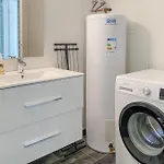 2 Bedroom Lovely In Дом отдыха *