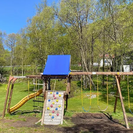 2 Bedroom Lovely In Дом отдыха Эрста