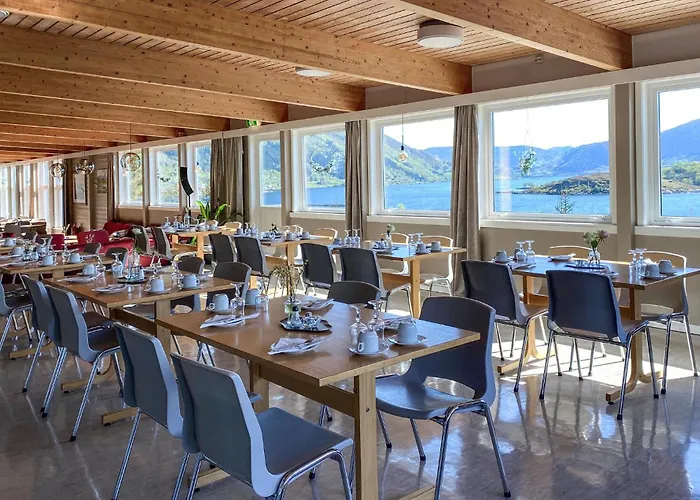 2 Bedroom Lovely In *